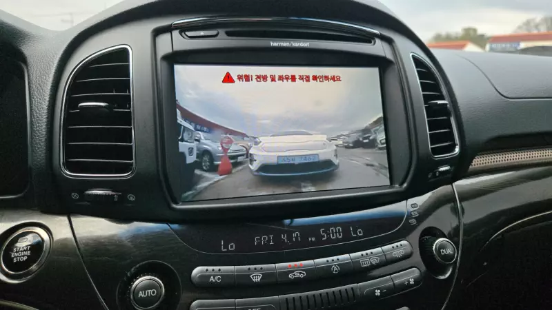 SsangYong Chairman W