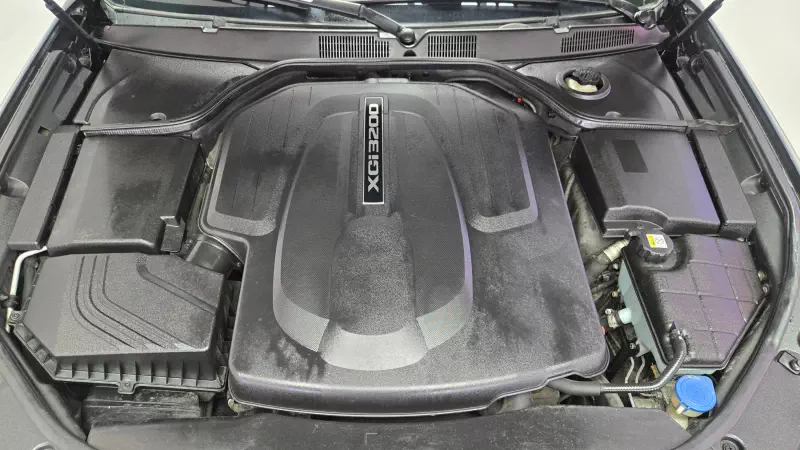 SsangYong Chairman W