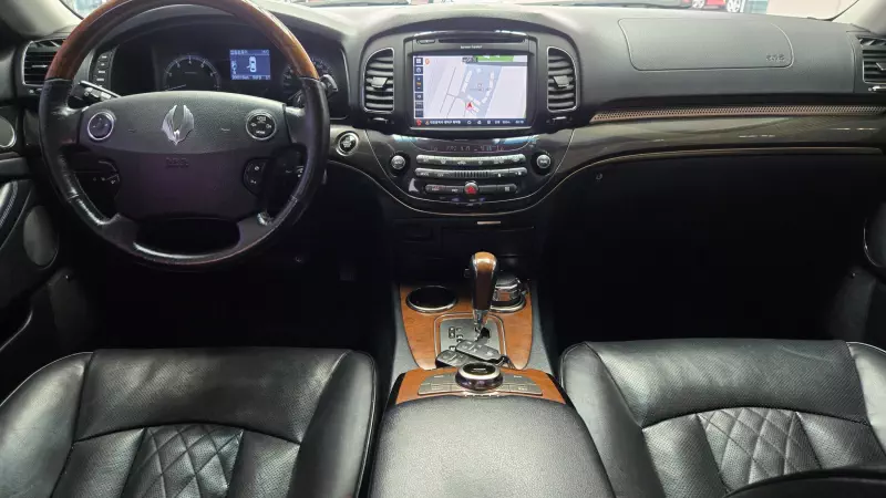 SsangYong Chairman W