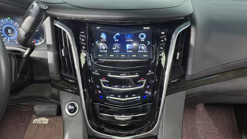 Cadillac Escalade