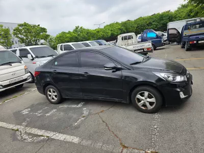 Hyundai Accent