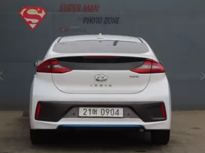Hyundai Ioniq