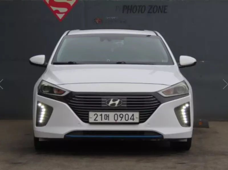 Hyundai Ioniq