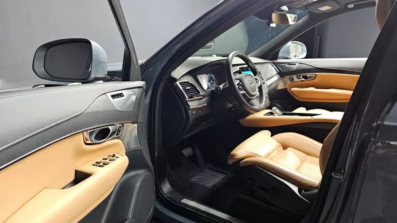 Volvo XC90