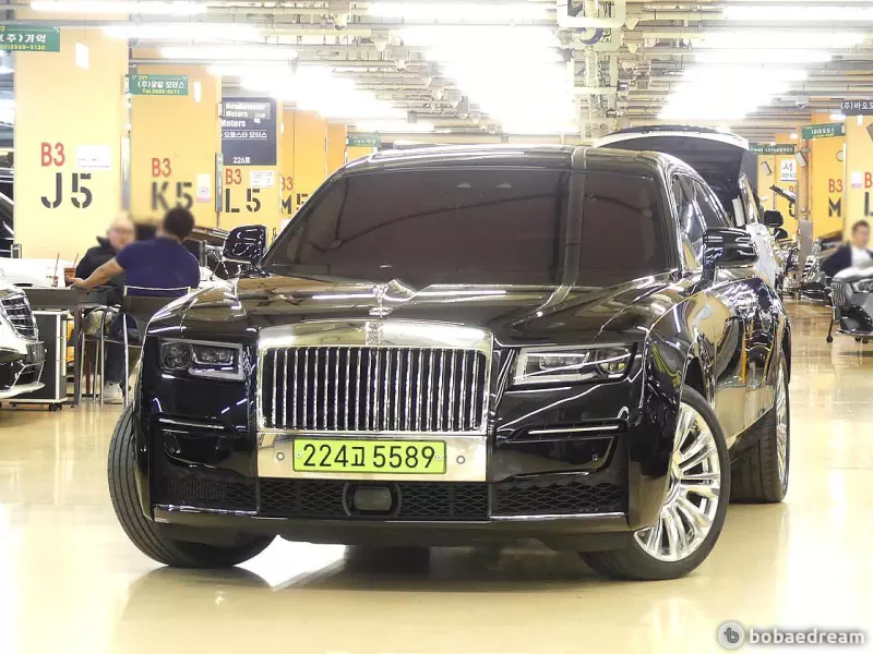 Rolls-Royce GHOST