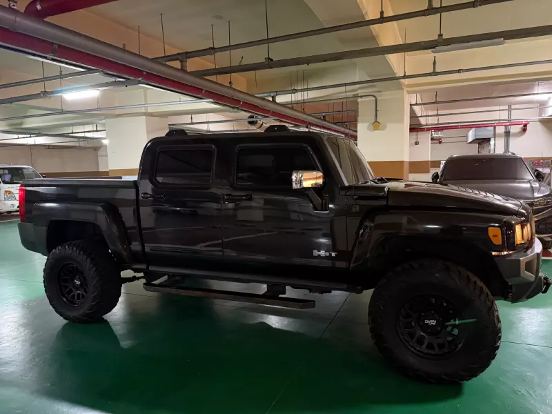 Hummer H3