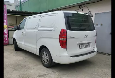 Hyundai Grand Starex