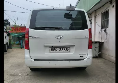 Hyundai Grand Starex