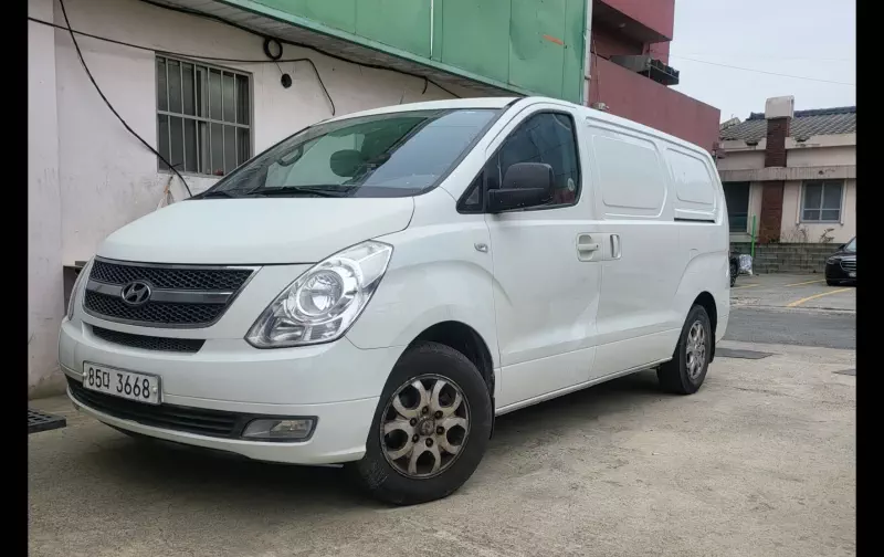 Hyundai Grand Starex