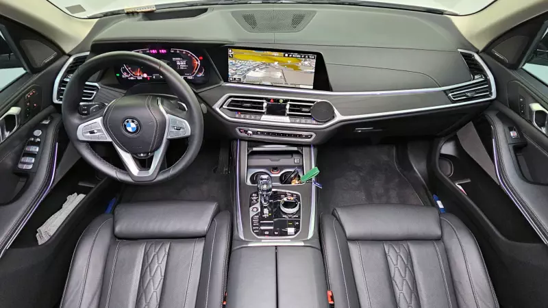 BMW X7