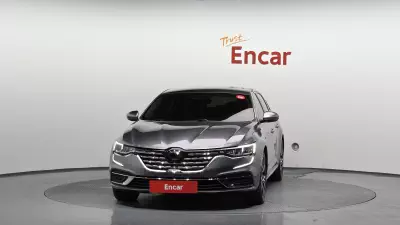 Renault SM6