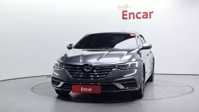 Renault SM6
