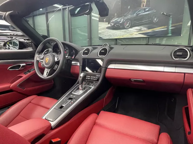 Porsche Boxster