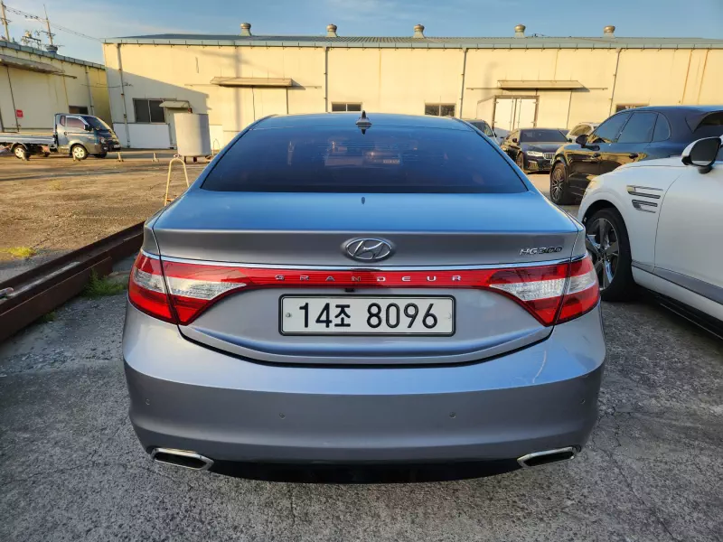 Hyundai Grandeur