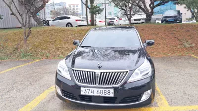 Hyundai Equus