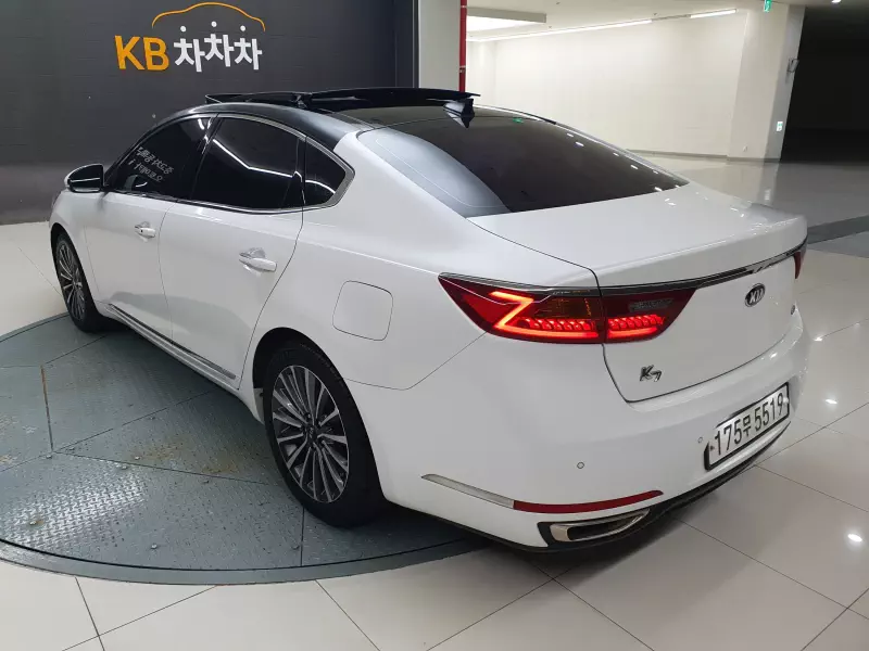 Kia K7