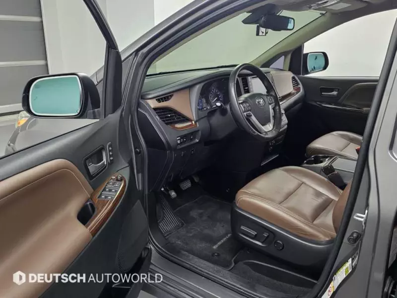 Toyota Sienna