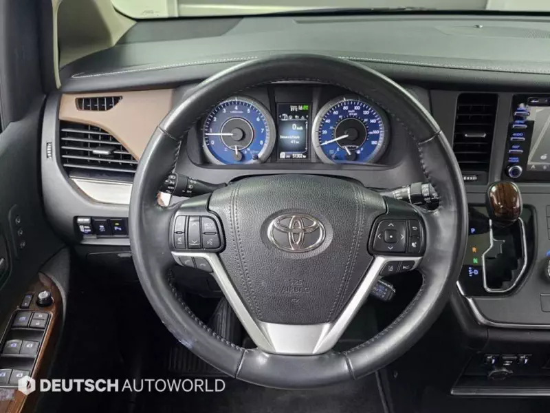 Toyota Sienna
