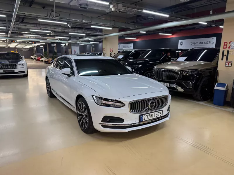 Volvo S90