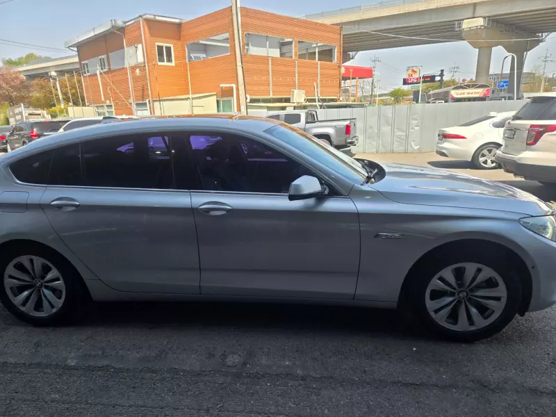 BMW 5-Series Gran Turismo