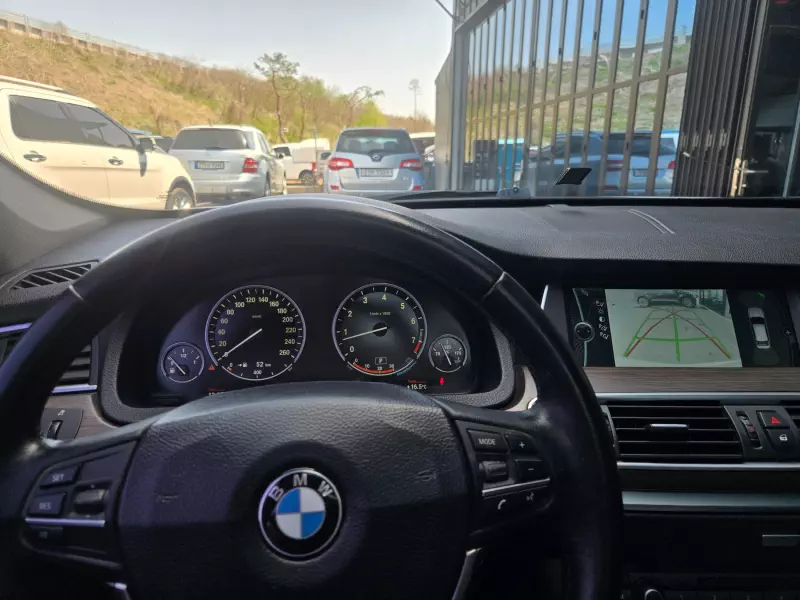 BMW 5-Series Gran Turismo