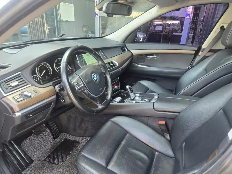 BMW 5-Series Gran Turismo