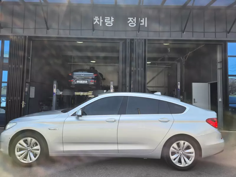 BMW 5-Series Gran Turismo