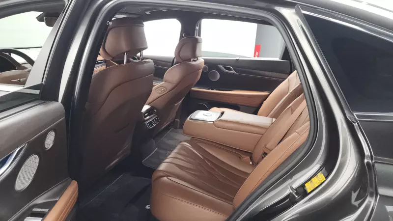 Genesis Electrified G80