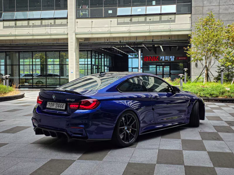 BMW M4