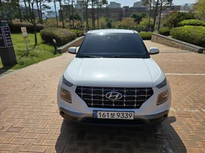 Hyundai Venue