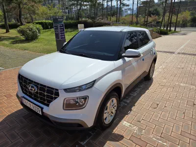 Hyundai Venue