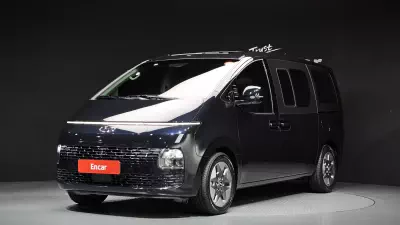 Hyundai Staria