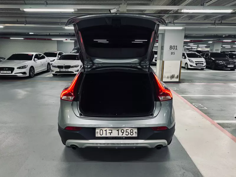Volvo V40