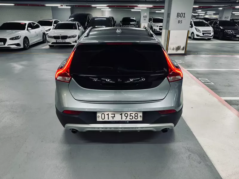 Volvo V40