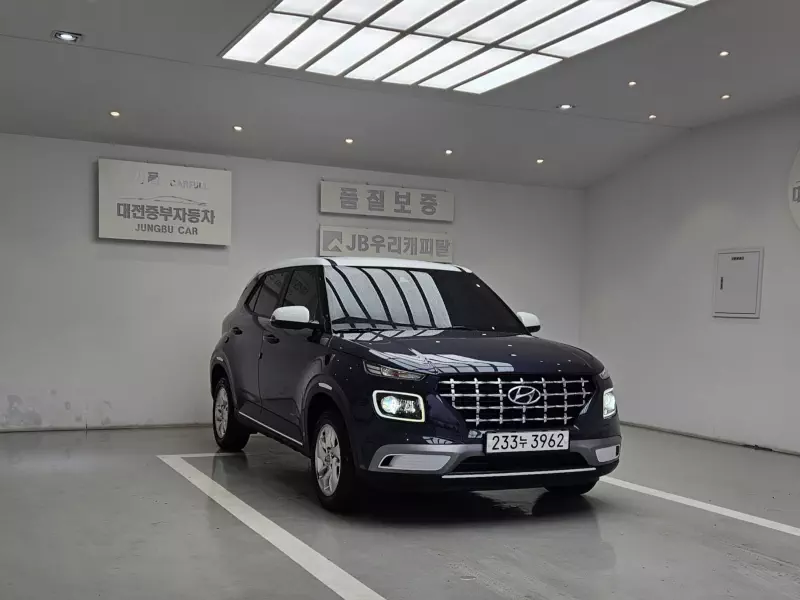 Hyundai Venue