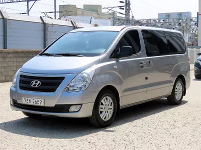 Hyundai Grand Starex