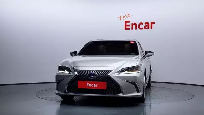 Lexus ES300h