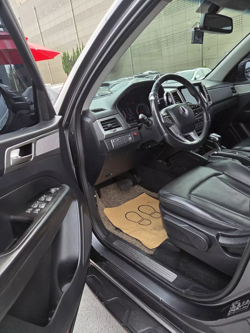 SsangYong Rexton Sports