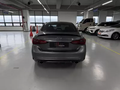 Infiniti Q50