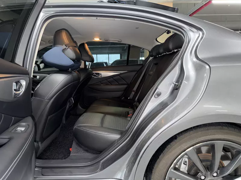 Infiniti Q50