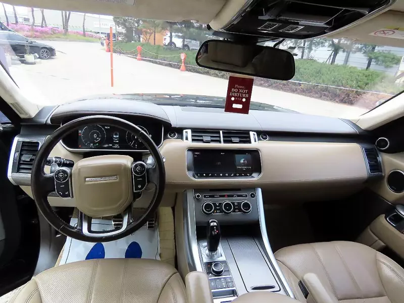 Land Rover RANGE ROVER SPORT