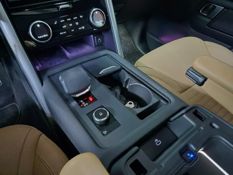 Land Rover DISCOVERY