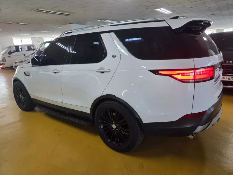 Land Rover DISCOVERY