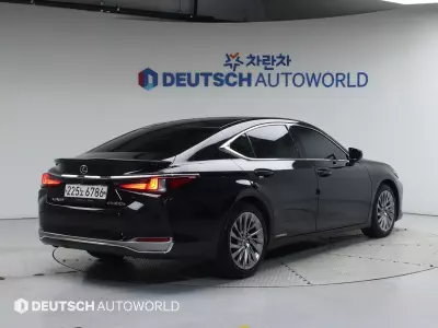 Lexus ES300h