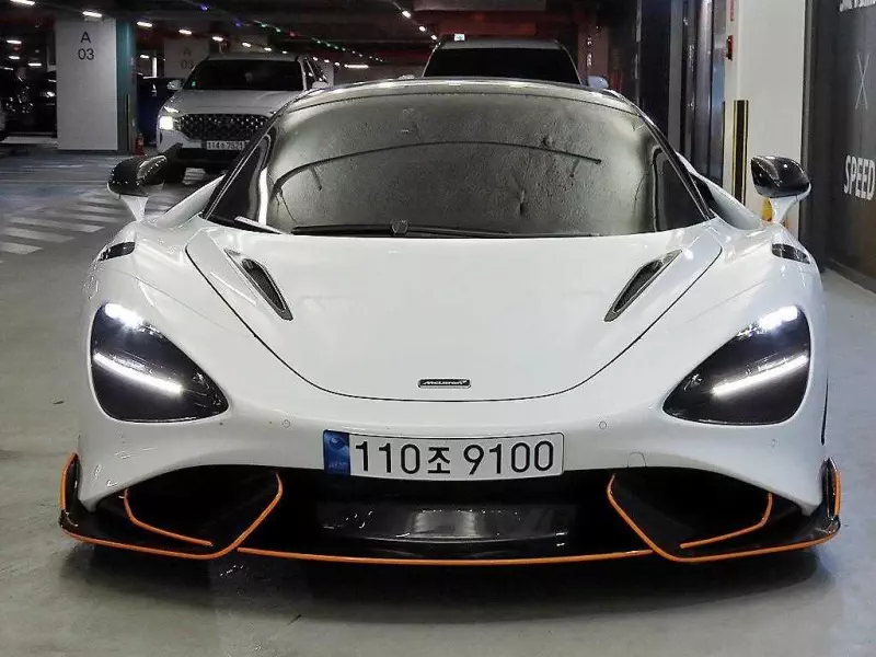 Mclaren 765LT