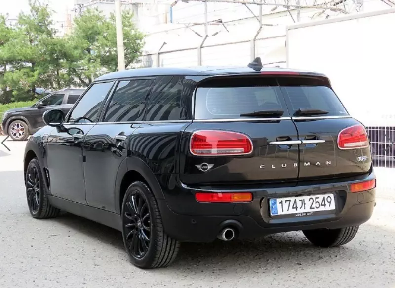 MINI Clubman
