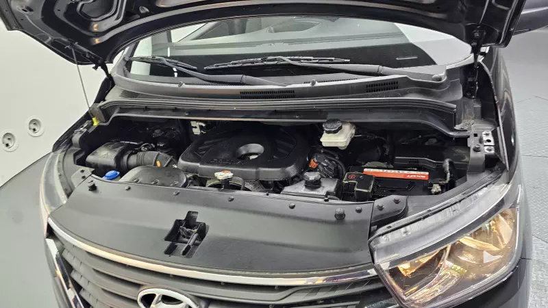 Hyundai Grand Starex