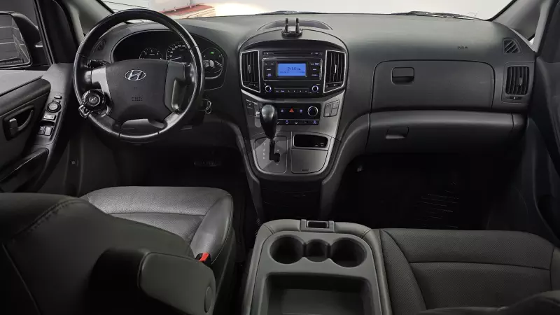 Hyundai Grand Starex