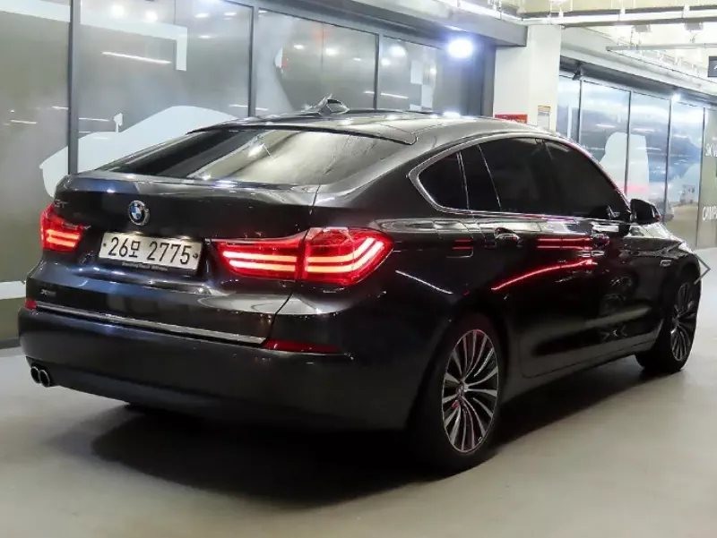 BMW 5-Series Gran Turismo