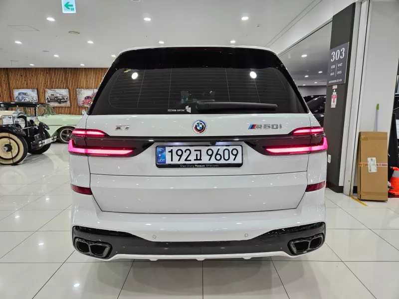 BMW X7